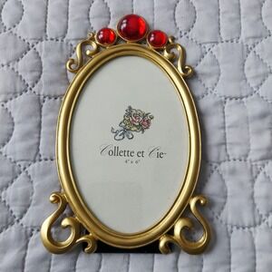 Collette et Cie Gold Oval Picture Frame Red Faux Ruby Jeweled Victorian 4x6 8x5